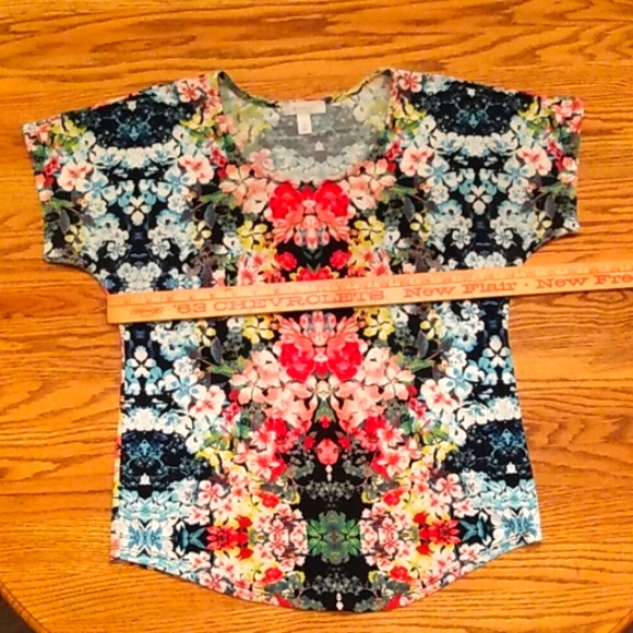Dress Barn Colorful Floral Short Sleeve Shirt Size S - Picture 2 of 5